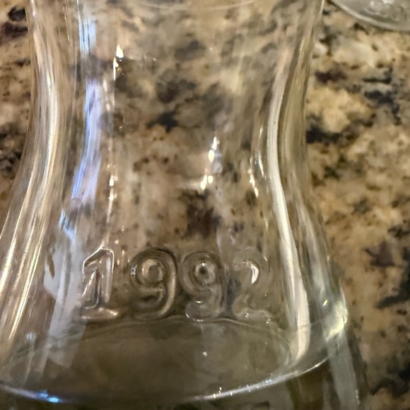 Disney, Coca-Cola and McDonalds Collector Vintage Glasses. Set of 3. - Picture 2 of 6